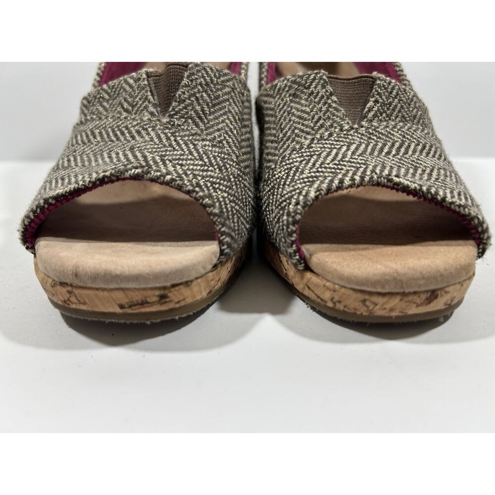 Toms Tweed Herringbone Brown Tan Peep Toe Cork Wedge Heel Women’s Size 6.5 - Picture 7 of 8